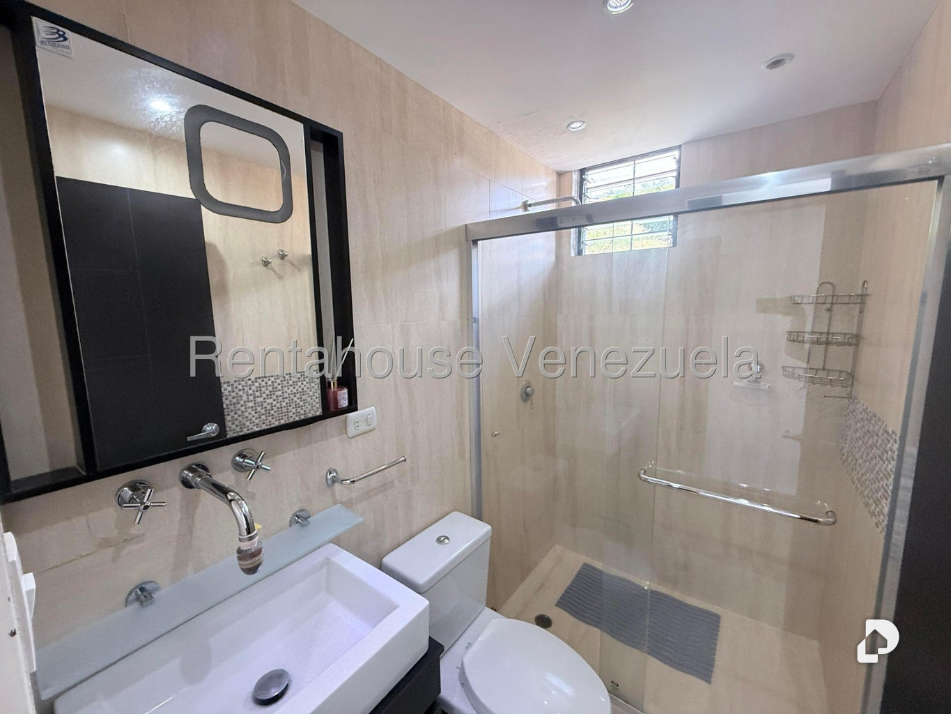 Apartamento en Colinas de La Tahona, Caracas – 18