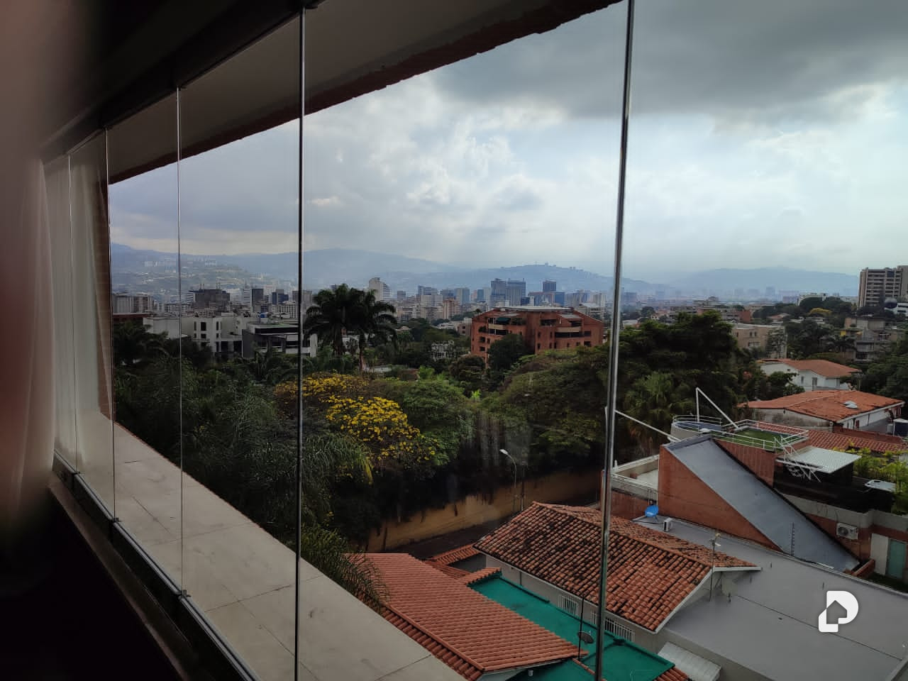 Penthouse en Los Palos Grandes, Caracas – 3
