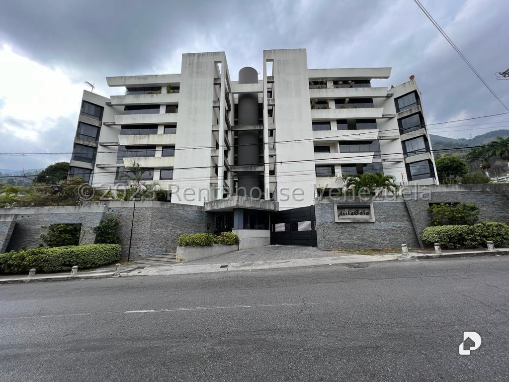 Apartamento en Los Palos Grandes, Caracas – 1