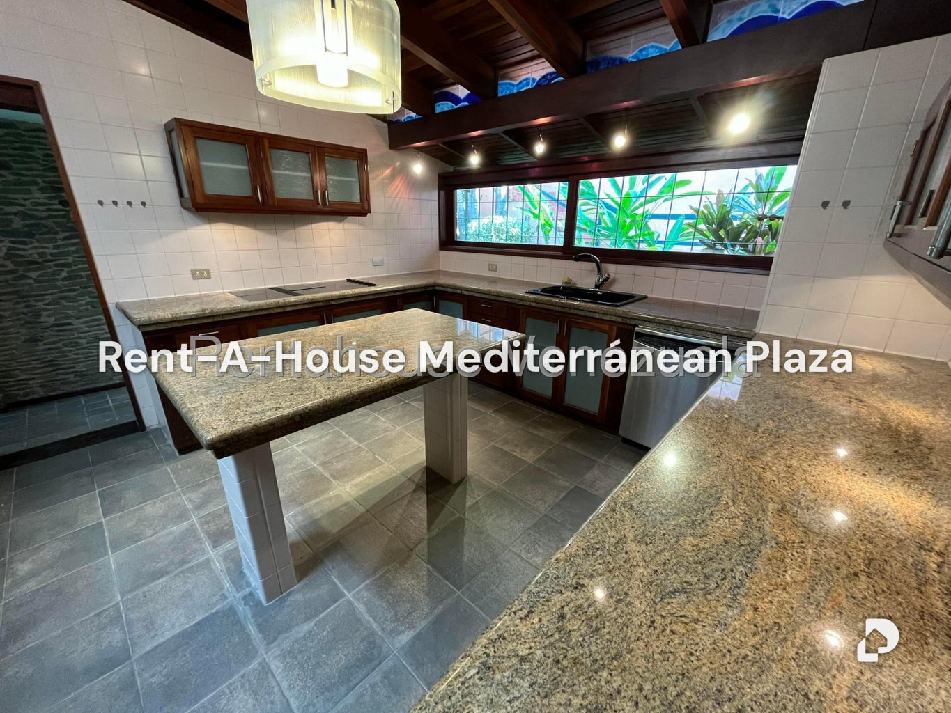Casa en Guataparo Country Club, Valencia – 23
