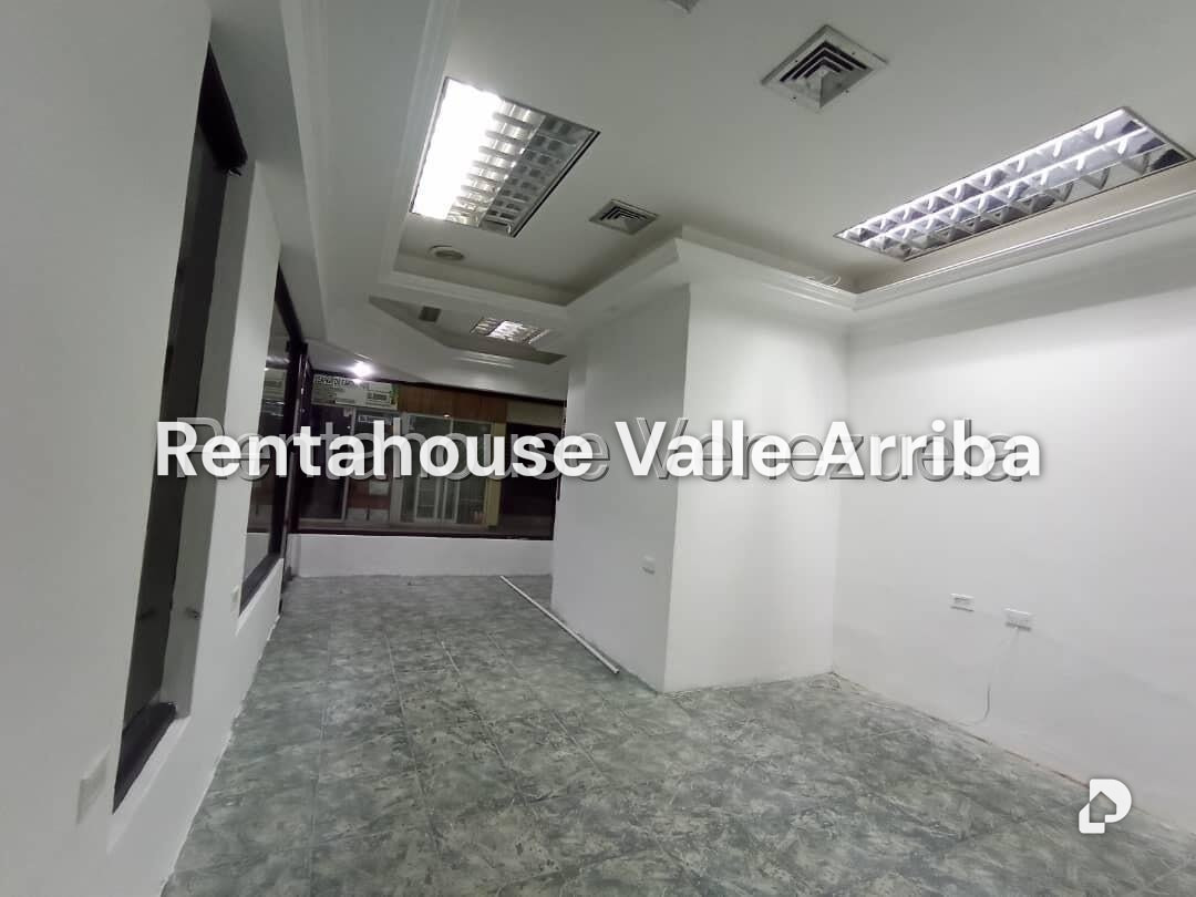 Local comercial en Los Palos Grandes, Caracas – 5