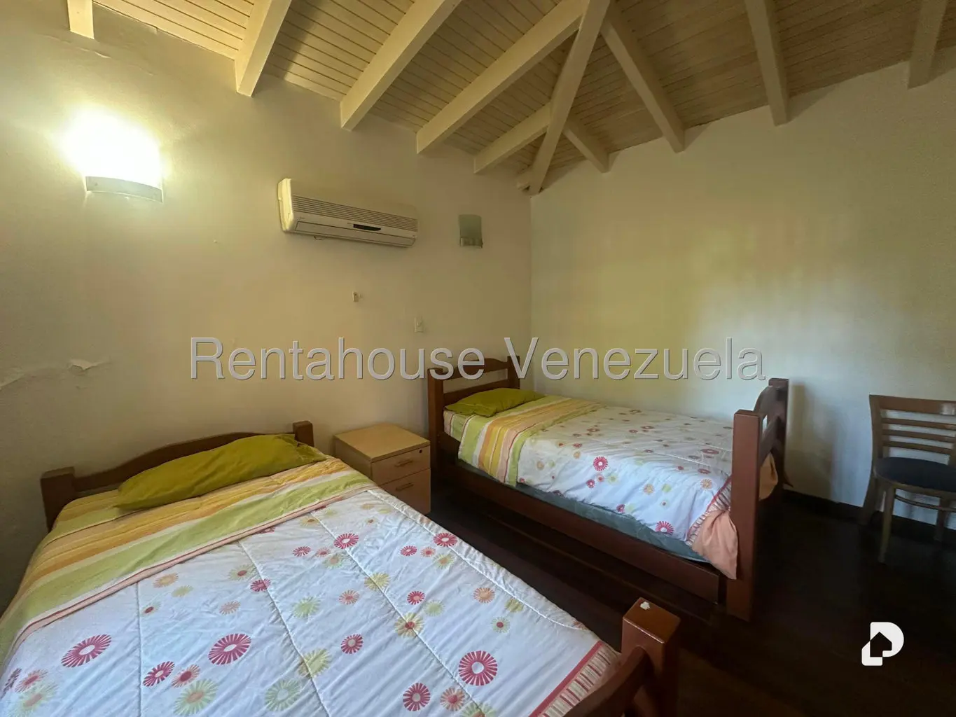 Casa en La Lagunita Country Club, Caracas