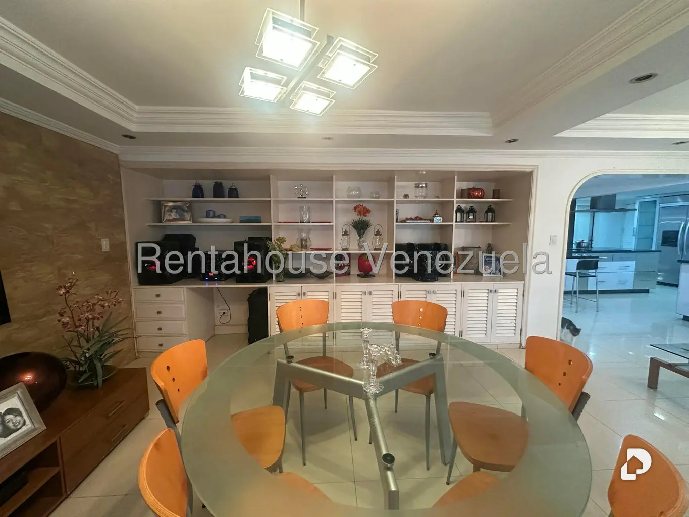 Casa en La Lagunita Country Club, Caracas