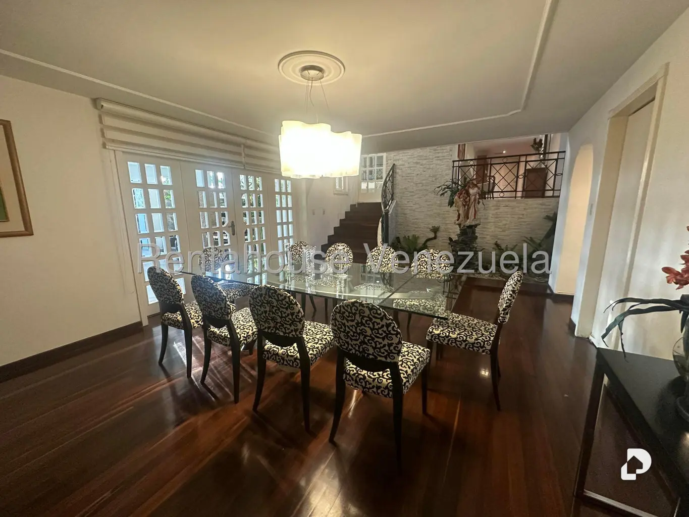 Casa en La Lagunita Country Club, Caracas