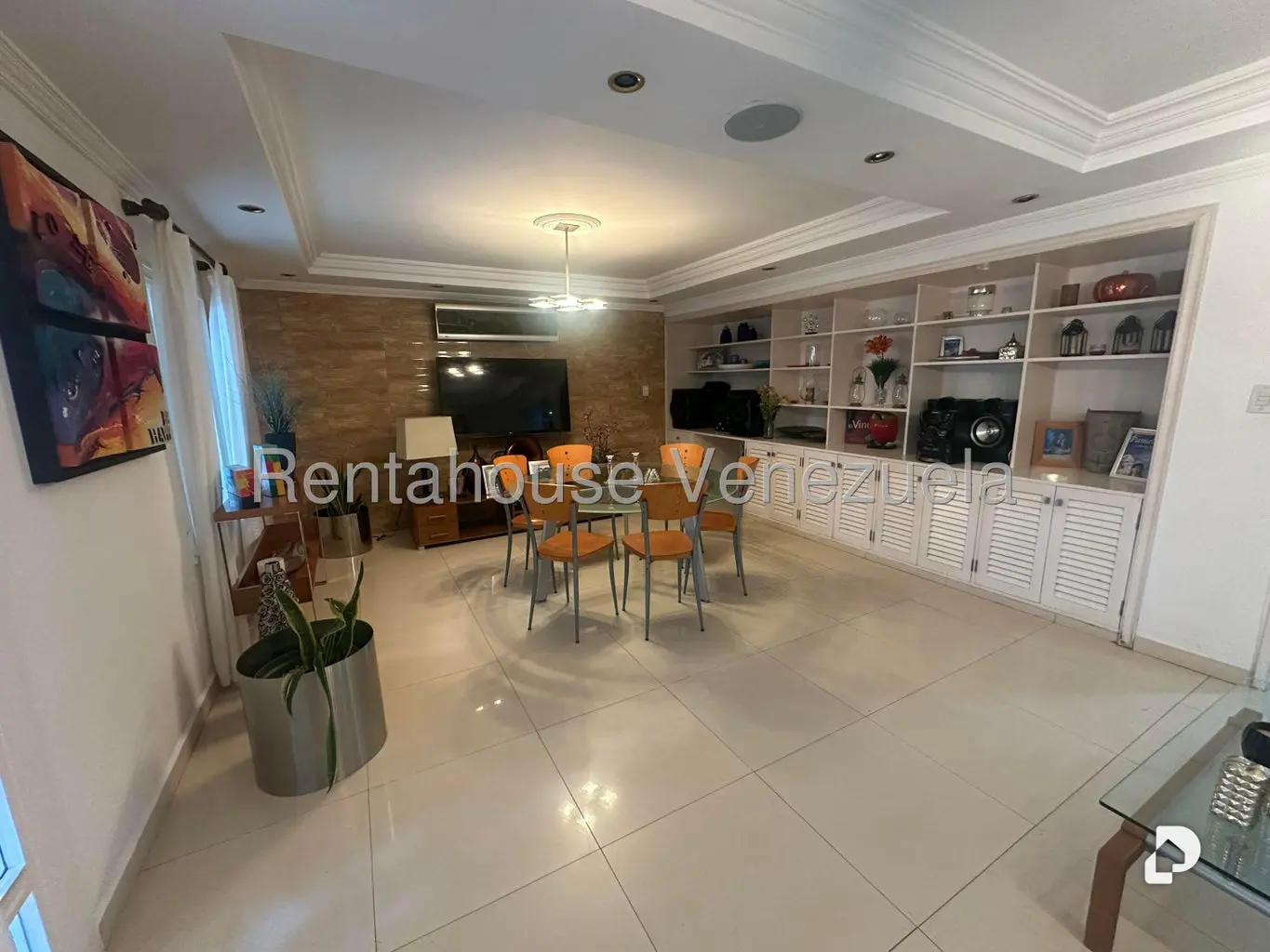 Casa en La Lagunita Country Club, Caracas