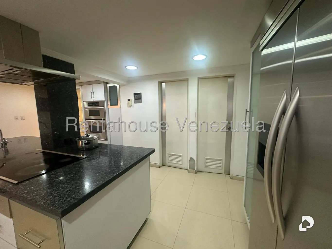 Casa en La Lagunita Country Club, Caracas