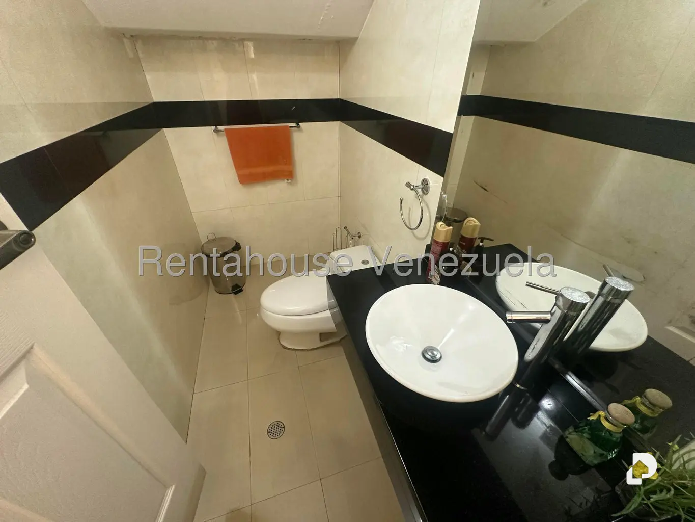 Casa en La Lagunita Country Club, Caracas