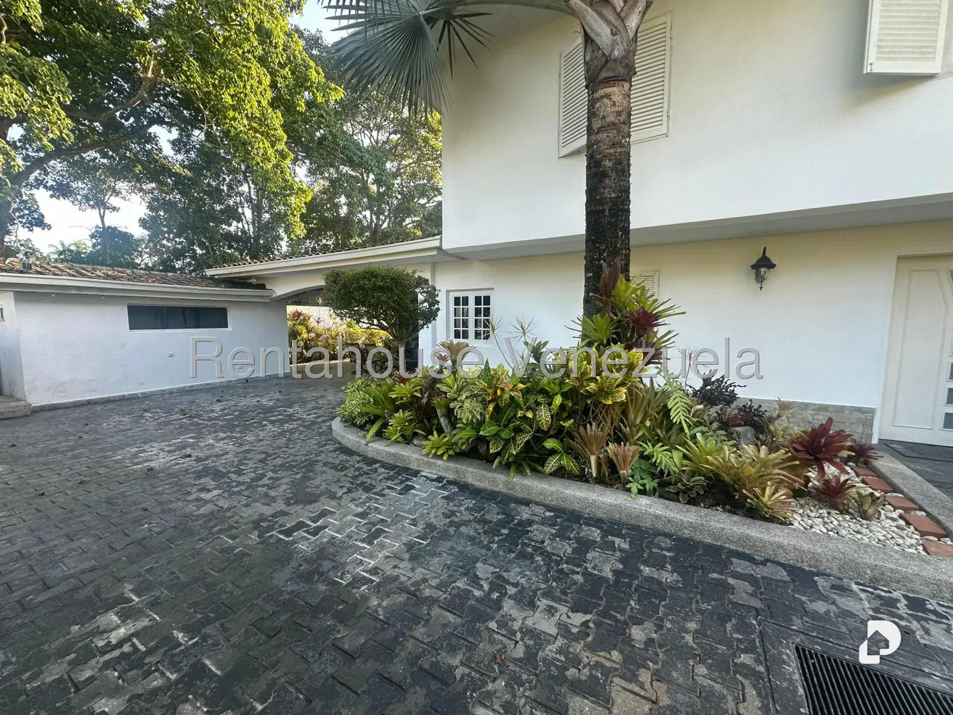Casa en La Lagunita Country Club, Caracas
