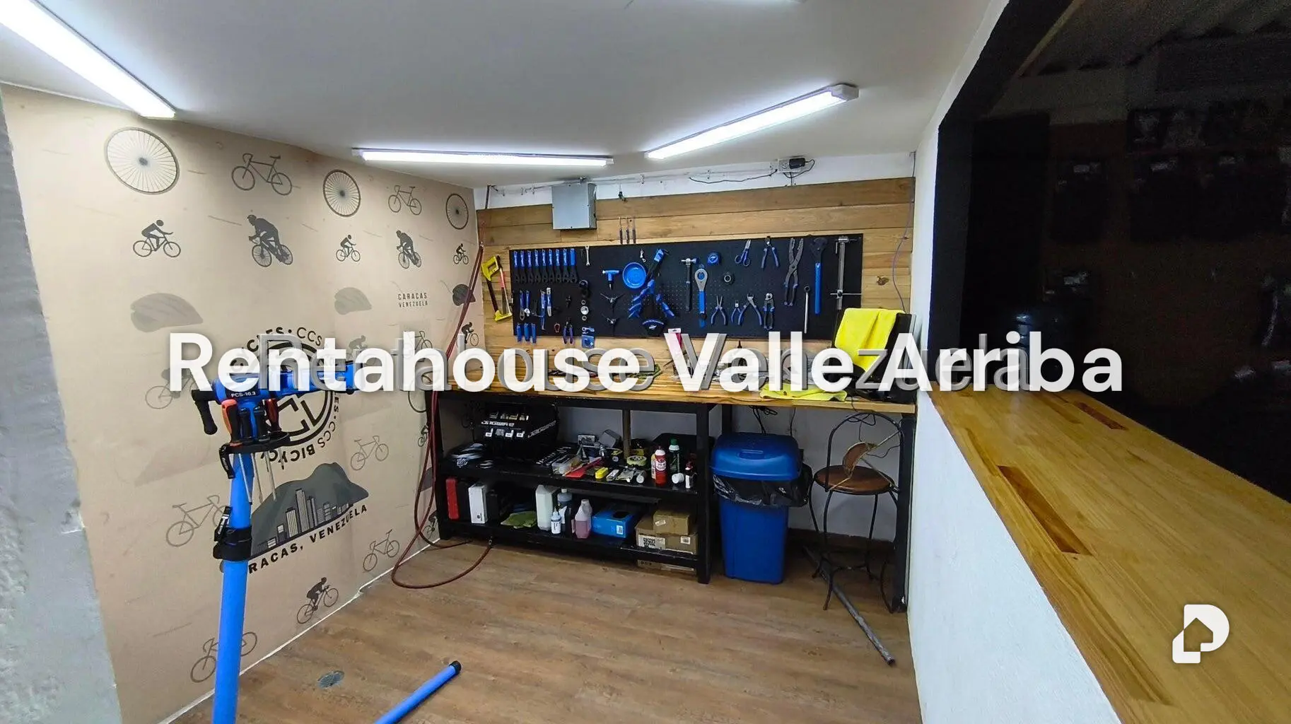 Local comercial en Macaracuay, Caracas – 12