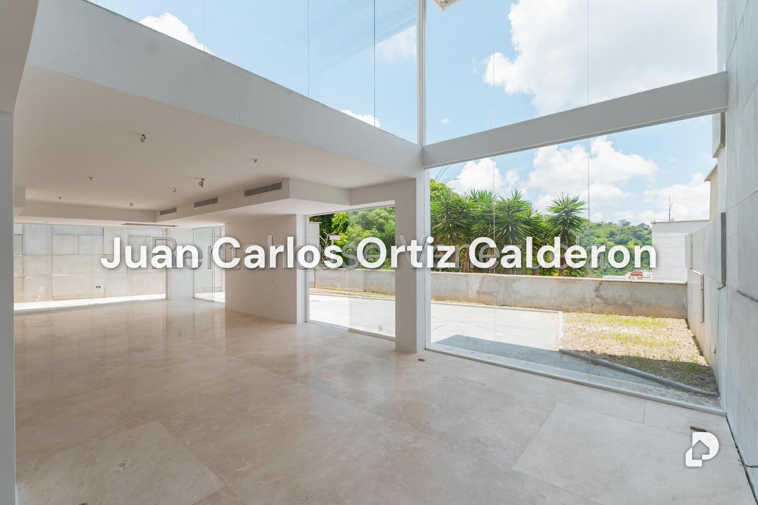 Casa en Los Naranjos (del Cafetal), Caracas – 18
