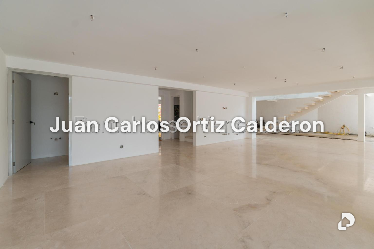 Casa en Los Naranjos (del Cafetal), Caracas – 25