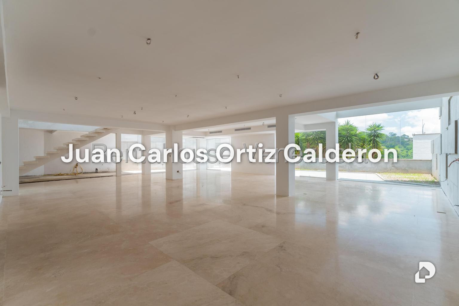 Casa en Los Naranjos (del Cafetal), Caracas – 17