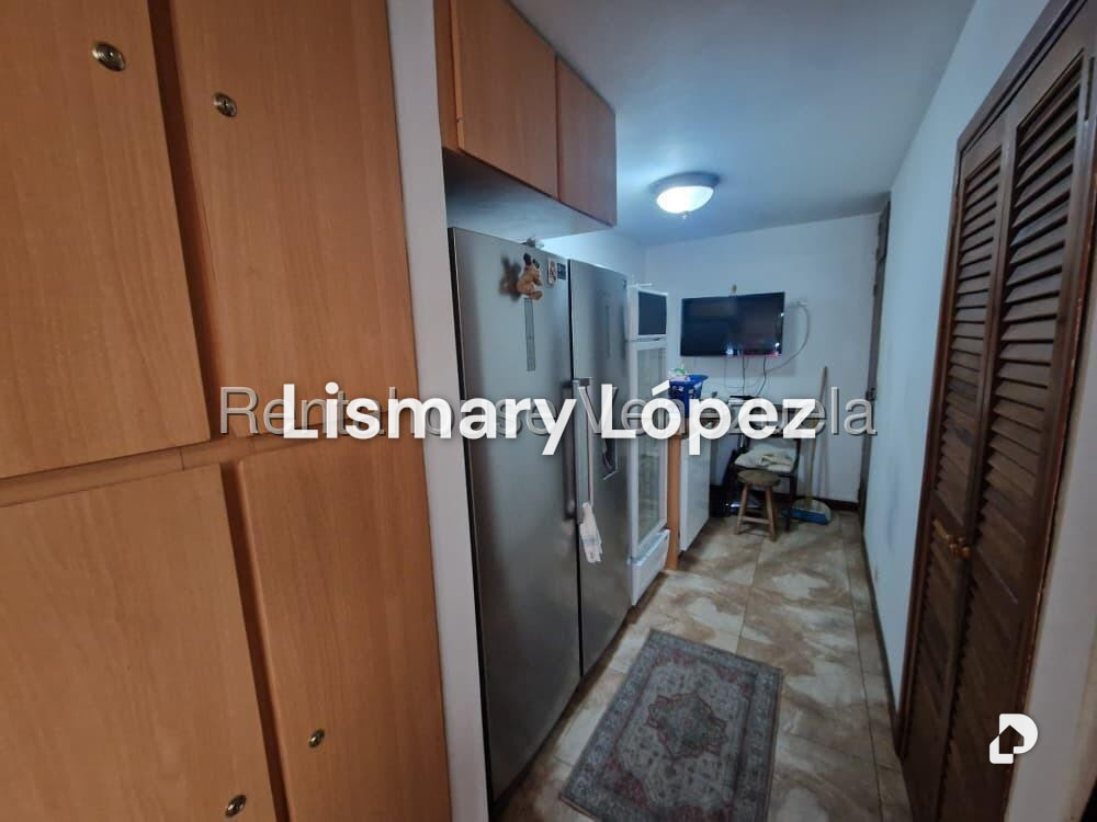 Casa en Santa Paula, Caracas – 24