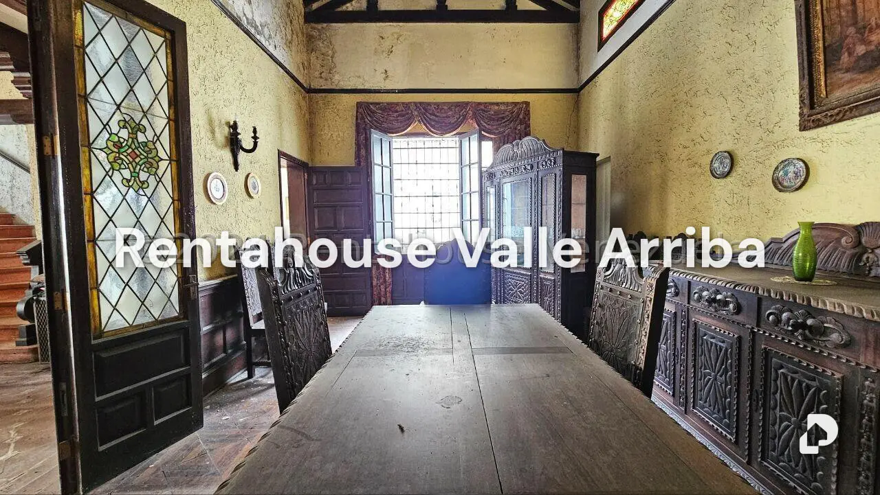 Casa en El Paraíso, Caracas – 16