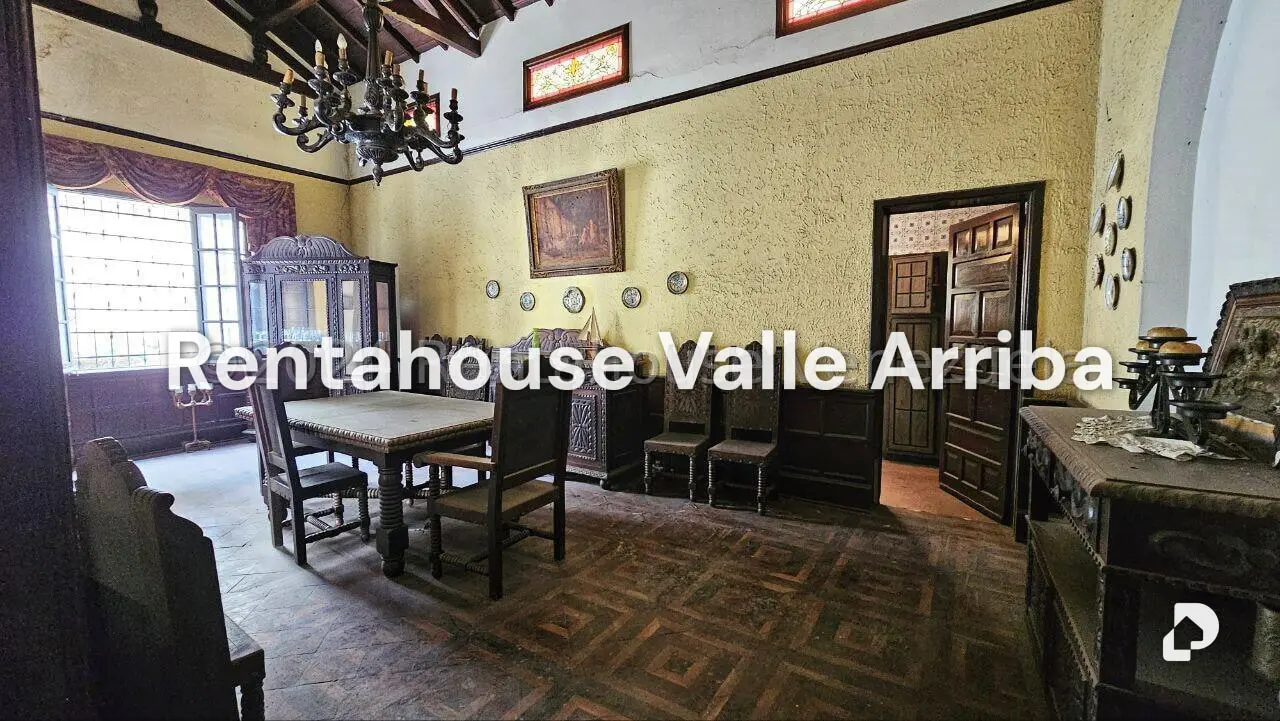 Casa en El Paraíso, Caracas – 26
