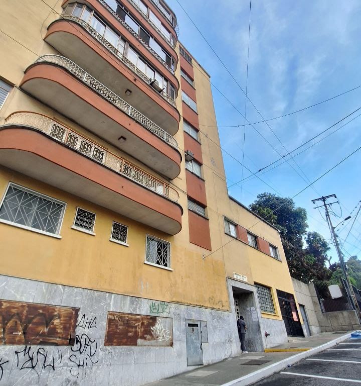 Local comercial en Los Teques, Altos Mirandinos - 1