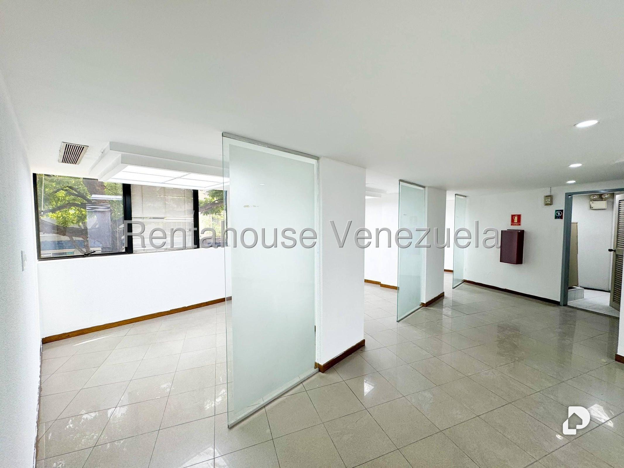 Edificio en Chacao, Caracas – 11