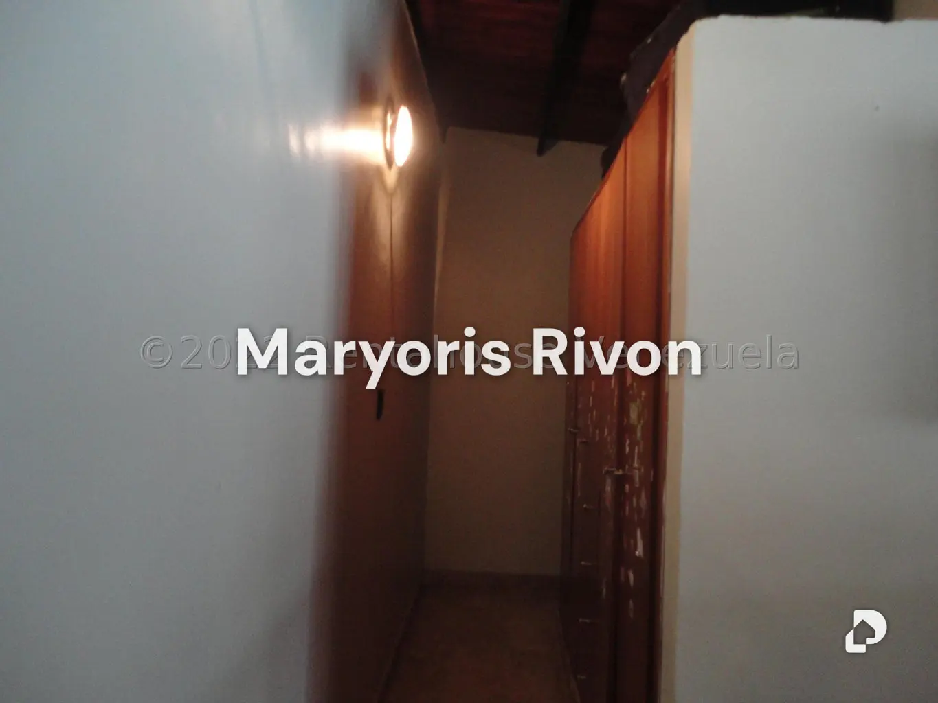 Casa en La Trinidad, Caracas – 28