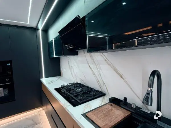 Apartamento en Lomas de Las Mercedes, Caracas – 18