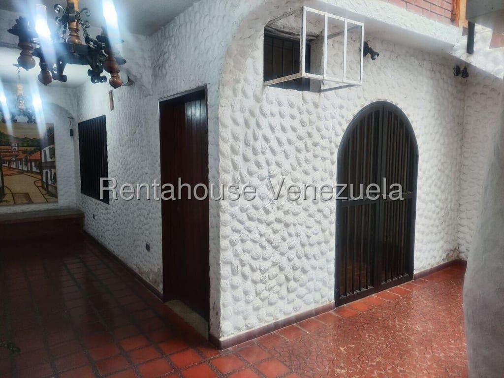 Local comercial en El Hatillo, Caracas - 1