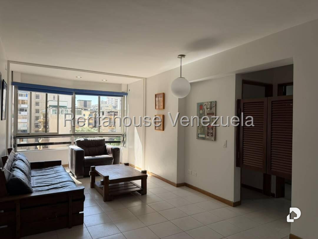 Apartamento en Los Palos Grandes, Caracas – 2