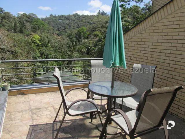 Casa en Monte Claro, Caracas – 34