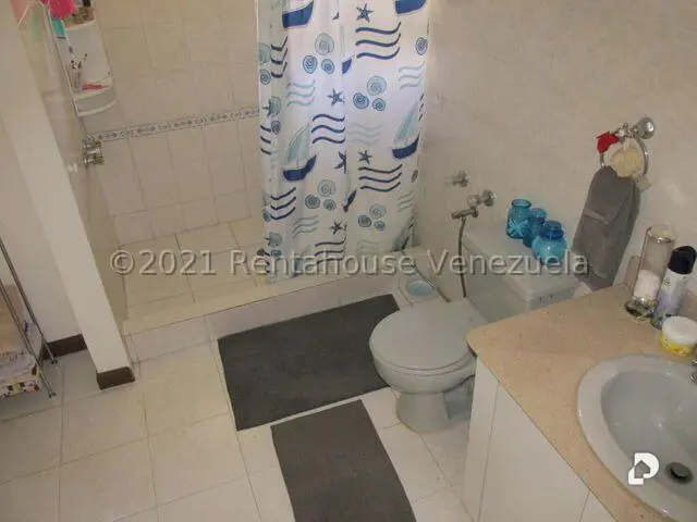 Casa en Monte Claro, Caracas – 37