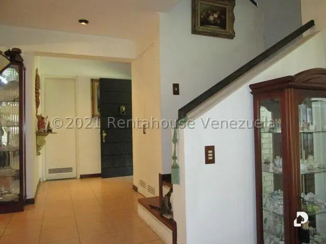 Casa en Monte Claro, Caracas – 26