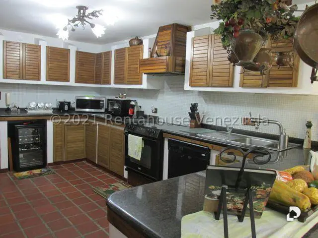 Casa en Monte Claro, Caracas – 12