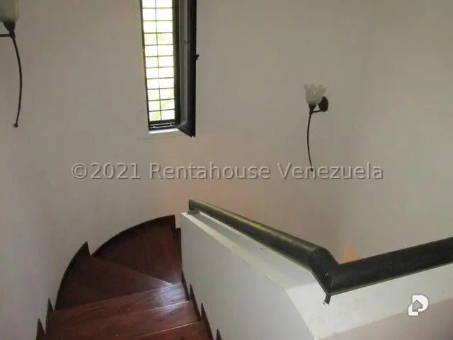Casa en Monte Claro, Caracas – 27