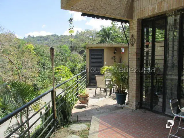 Casa en Monte Claro, Caracas – 23