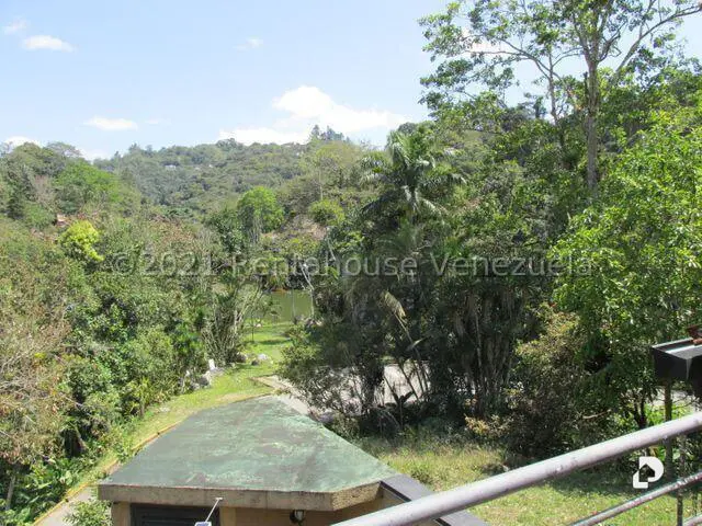 Casa en Monte Claro, Caracas – 53