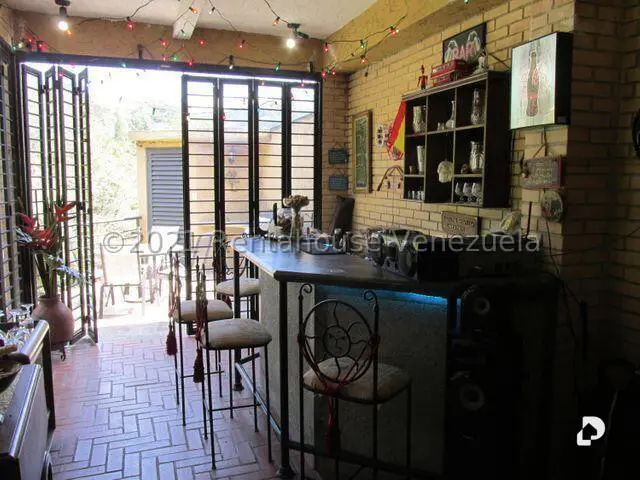 Casa en Monte Claro, Caracas – 19
