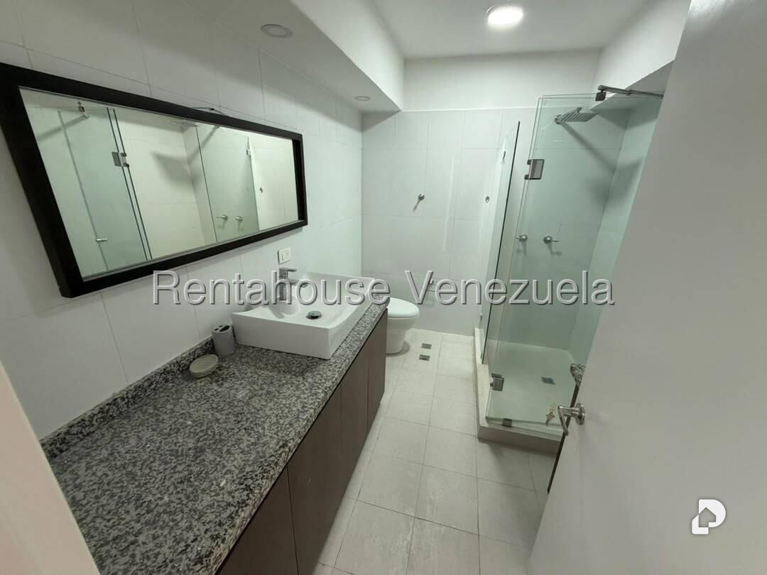 Apartamento en Alto Hatillo, Caracas – 16