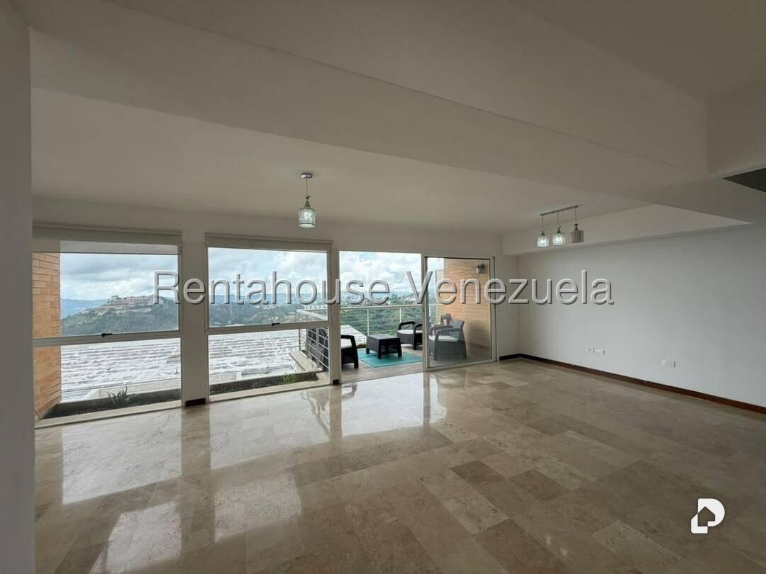 Apartamento en Alto Hatillo, Caracas – 1
