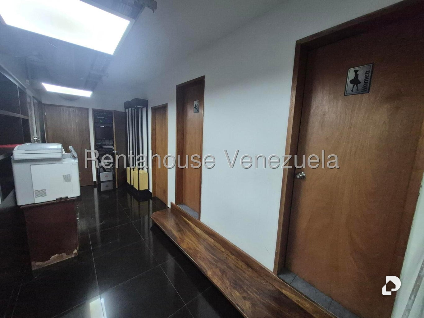Oficina en Las Mercedes, Caracas – 29