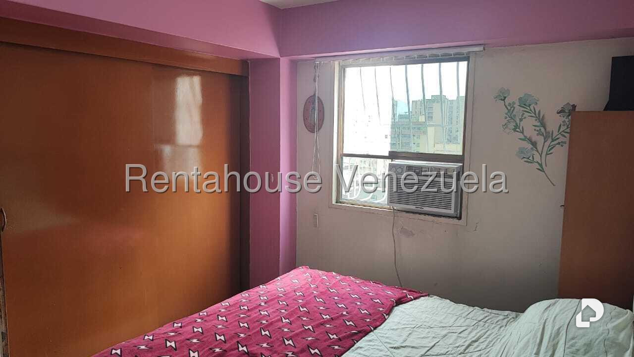 Apartamento en Parroquia Altagracia, Caracas – 17