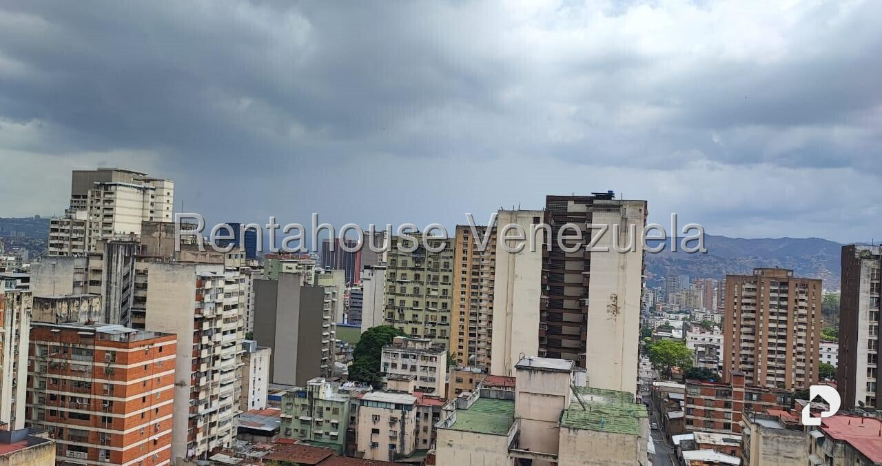 Apartamento en Parroquia Altagracia, Caracas – 25