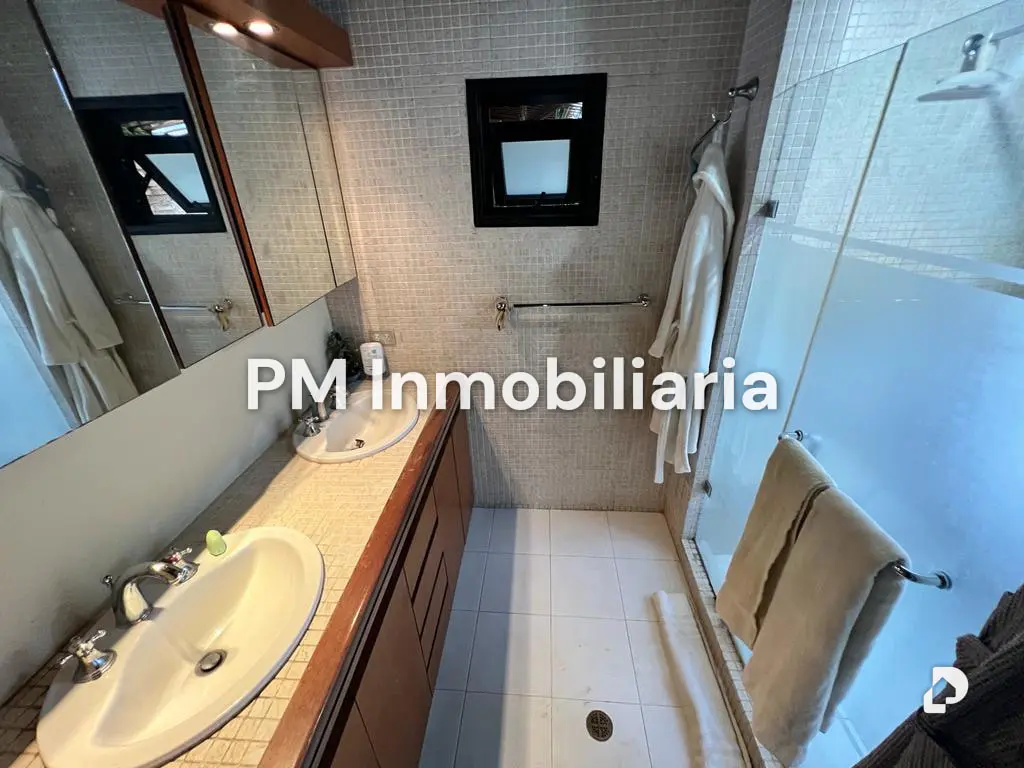 House in Caracas – 21