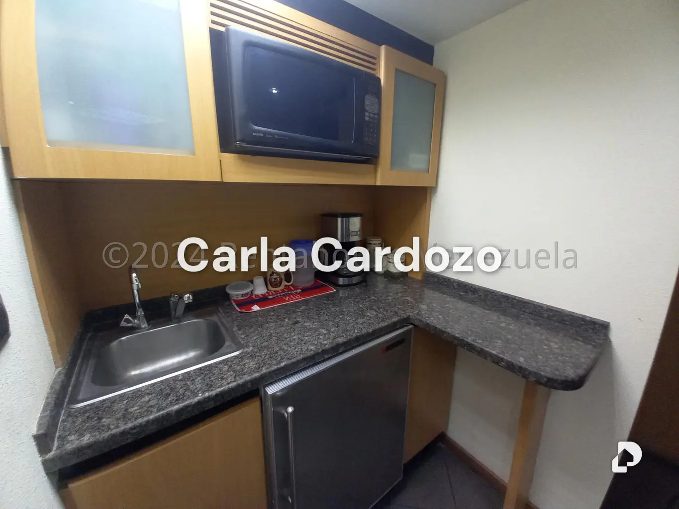 Local comercial en Prados del Este, Caracas – 19