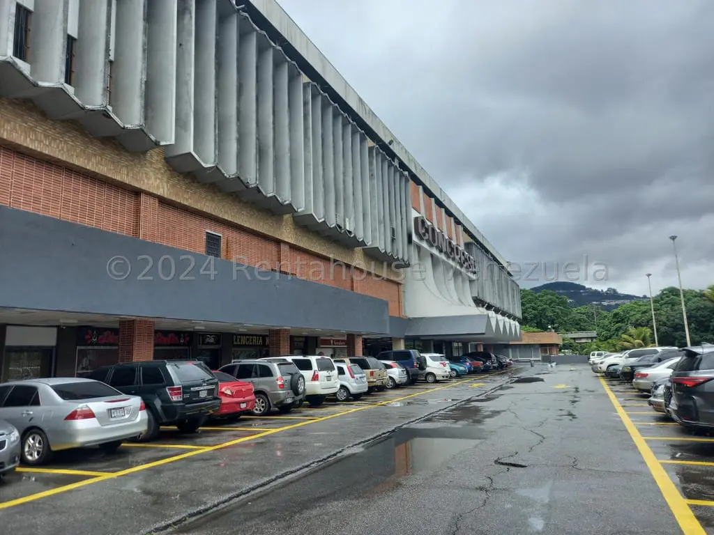 Local comercial en Prados del Este, Caracas - 1