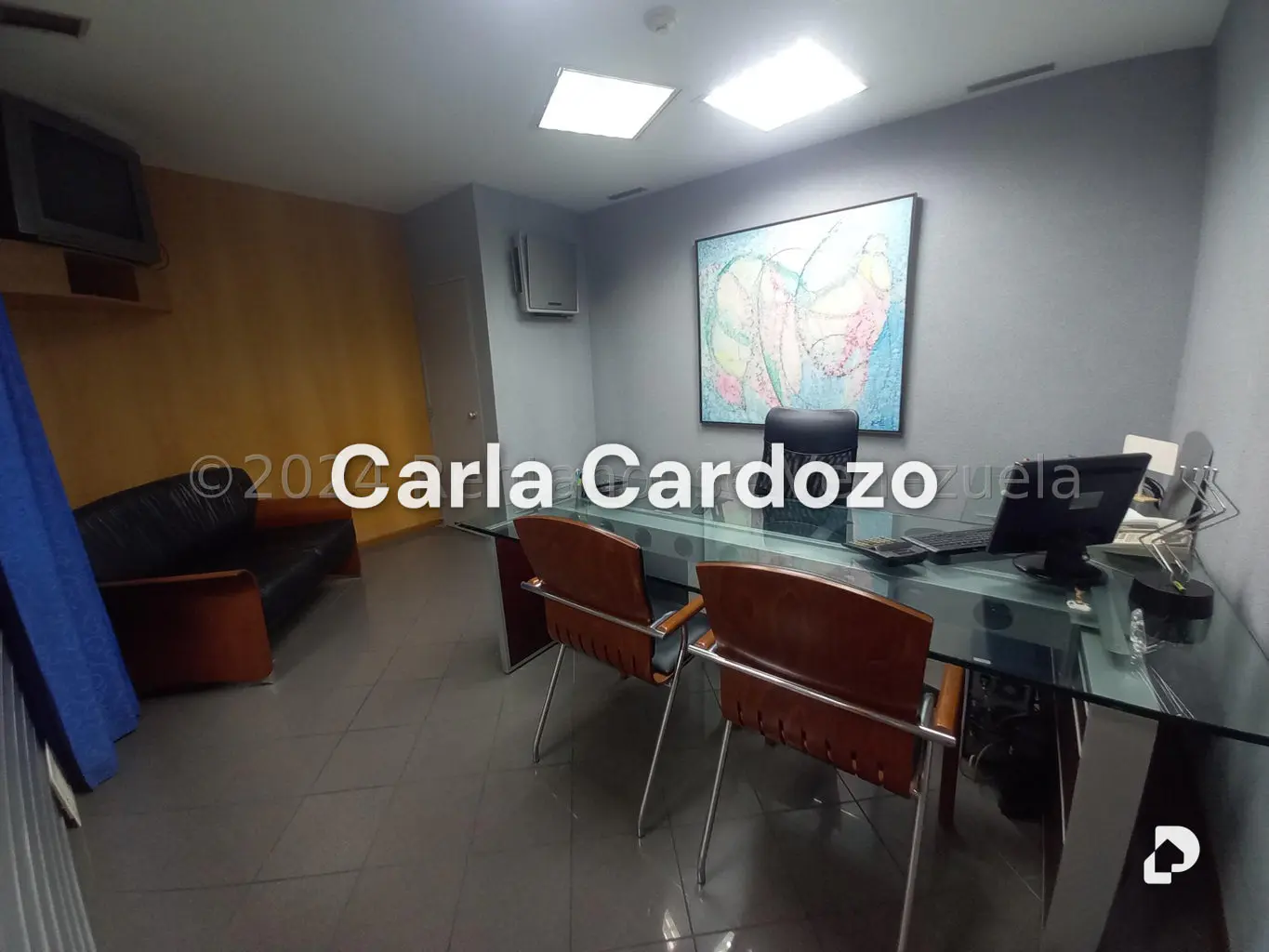 Local comercial en Prados del Este, Caracas – 24