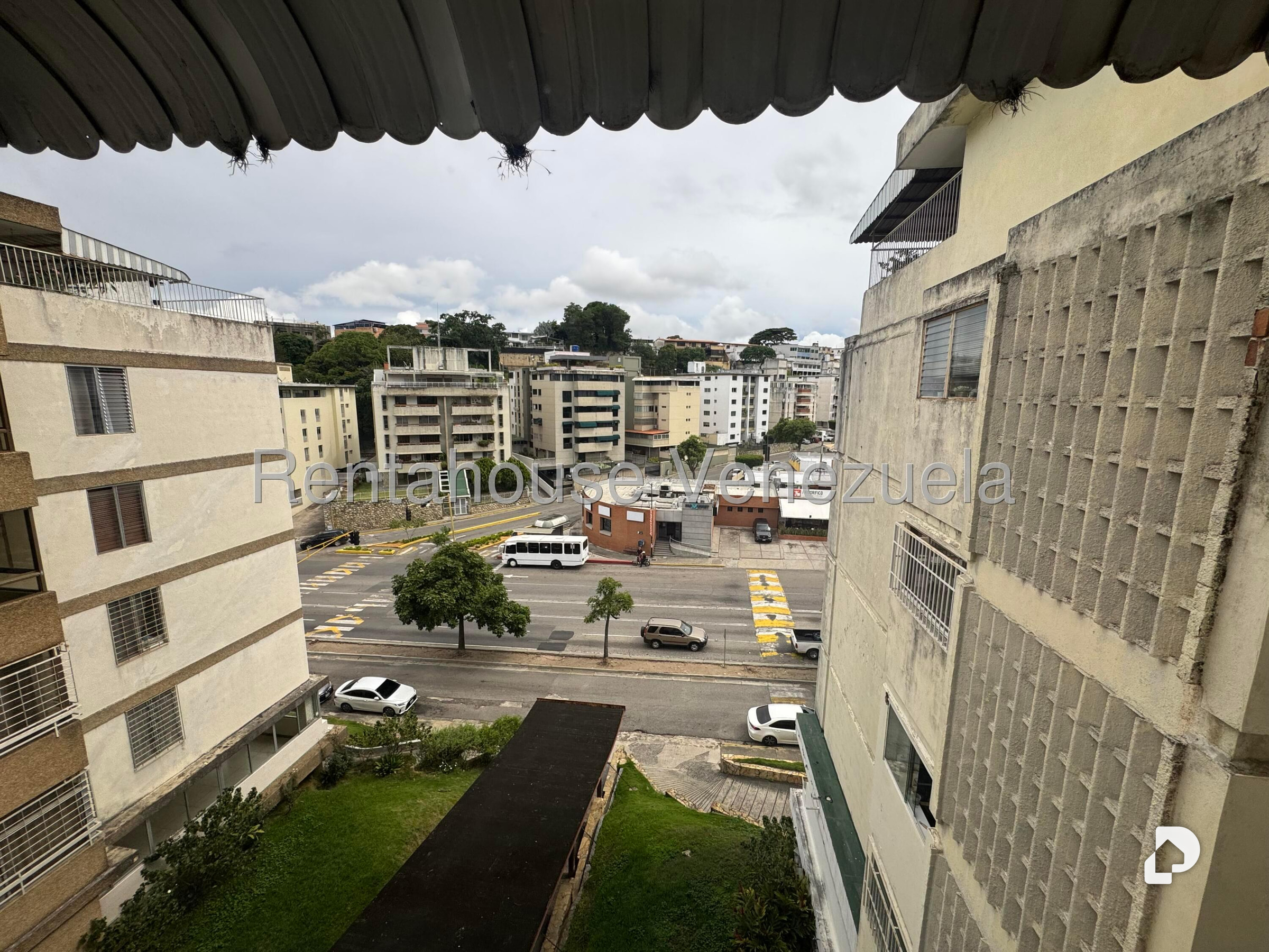 Apartamento en Cumbres de Curumo, Caracas – 4