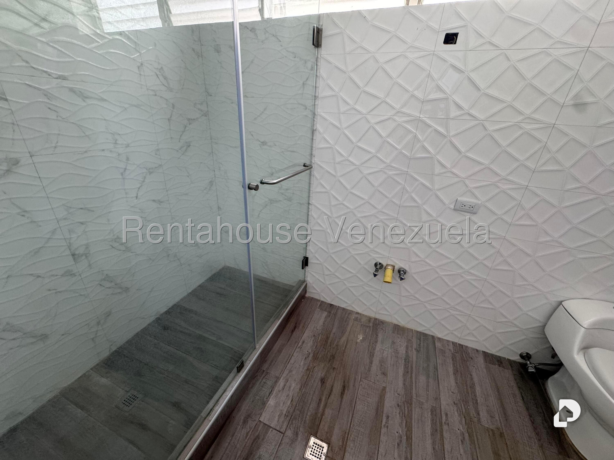 Apartamento en Cumbres de Curumo, Caracas – 16