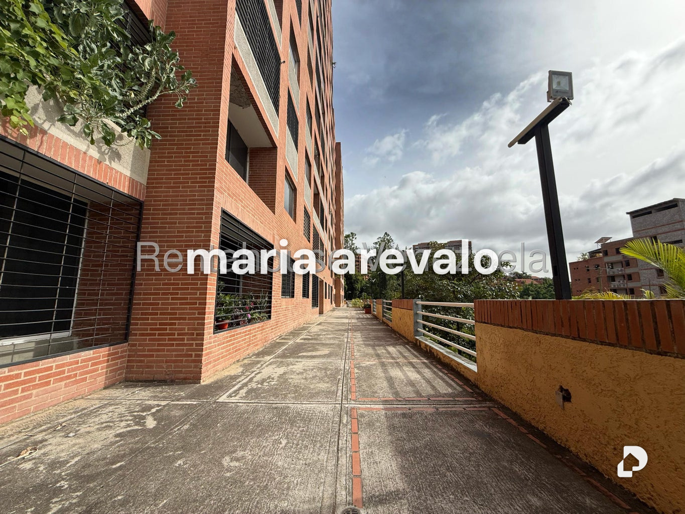 Apartamento en Colinas de La Tahona, Caracas – 2