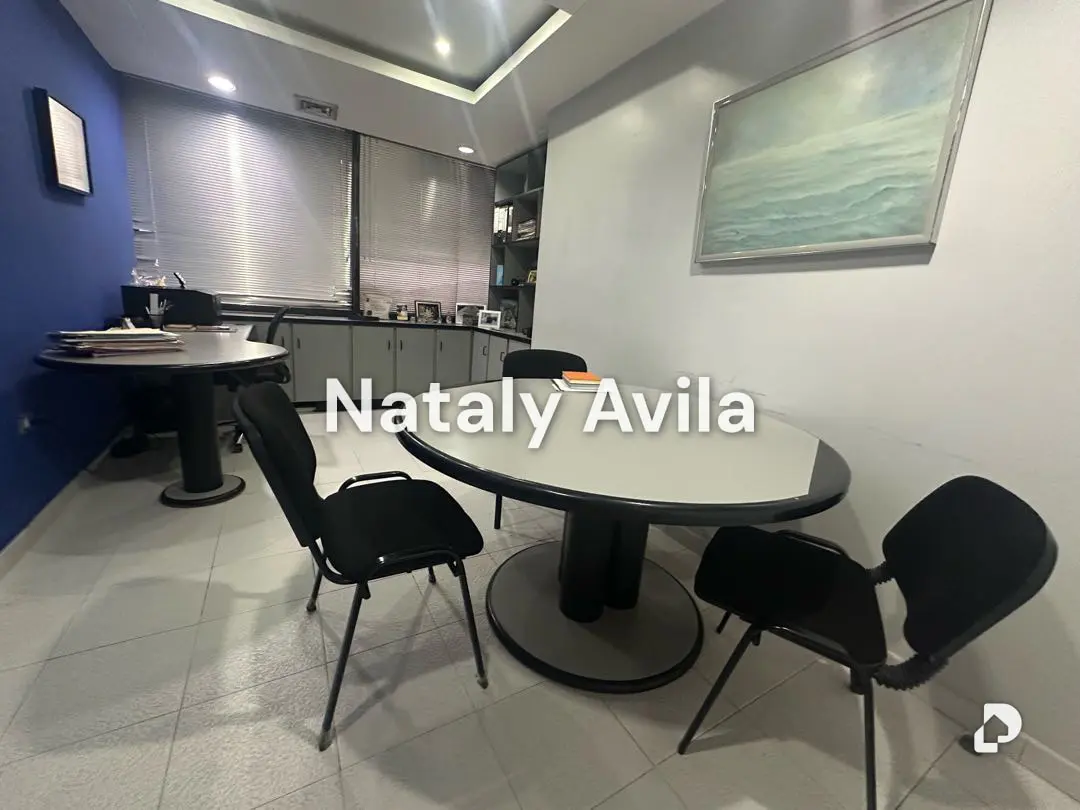 Oficina en Av. Bolívar Norte, Valencia – 9