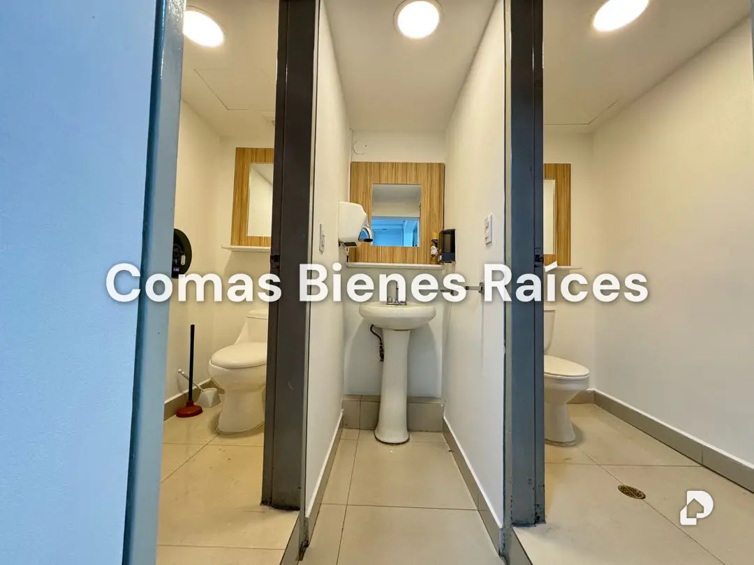 Oficina en Las Mercedes, Caracas – 11