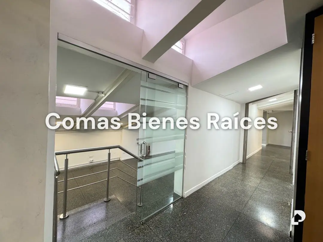 Oficina en Las Mercedes, Caracas – 3