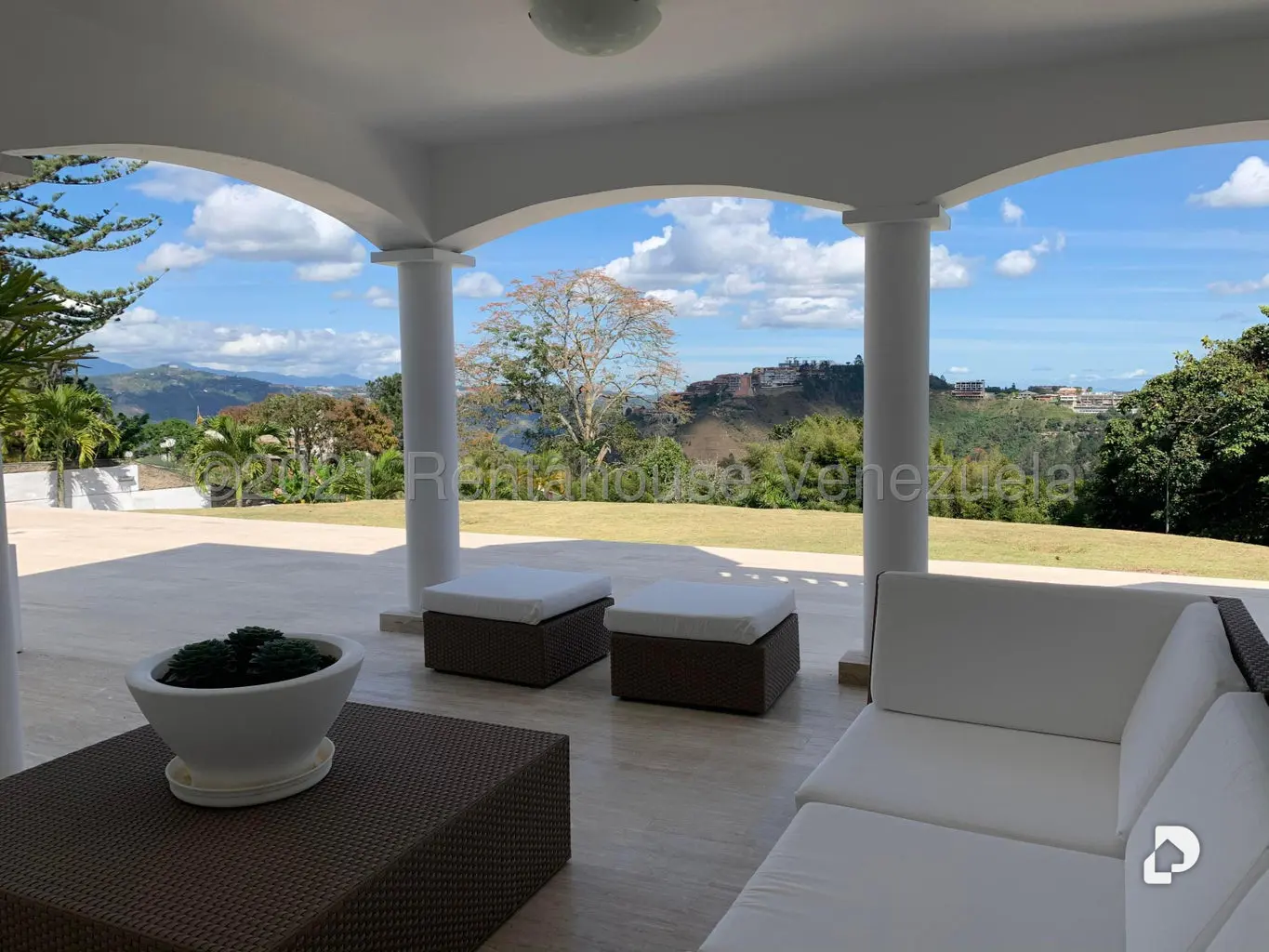 Casa en La Lagunita Country Club, Caracas – 7