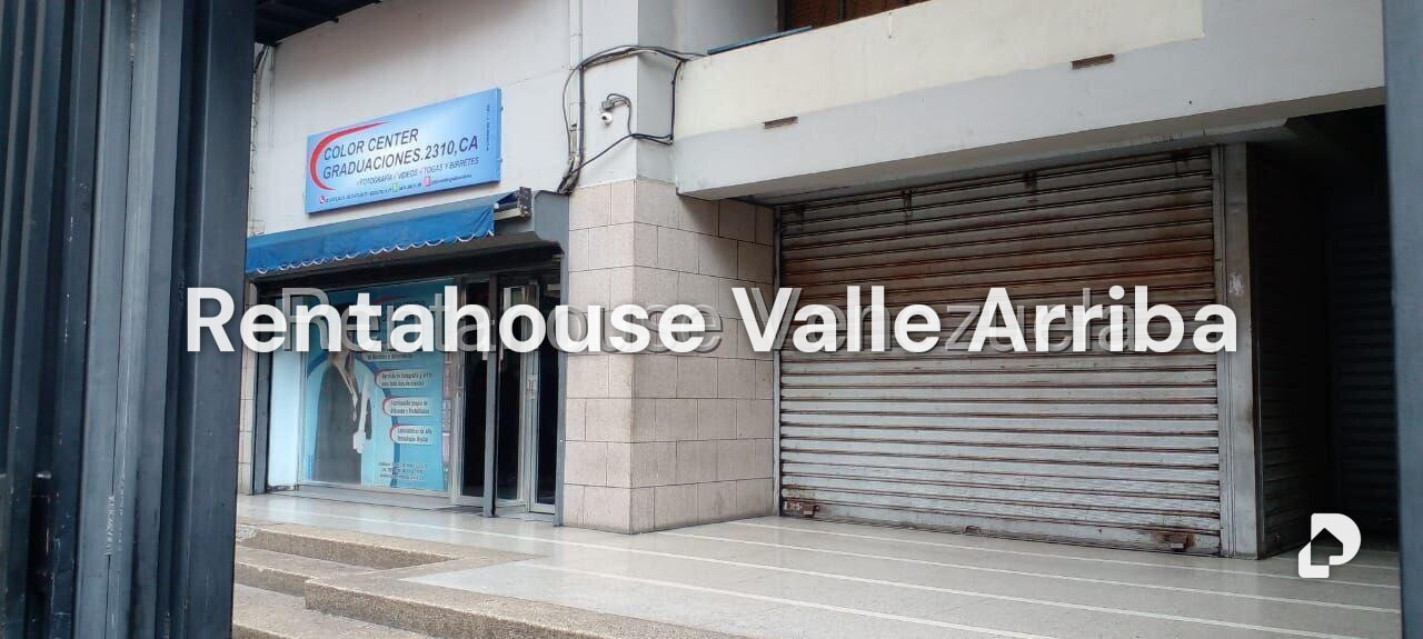 Local comercial en Parroquia La Candelaria, Caracas – 1